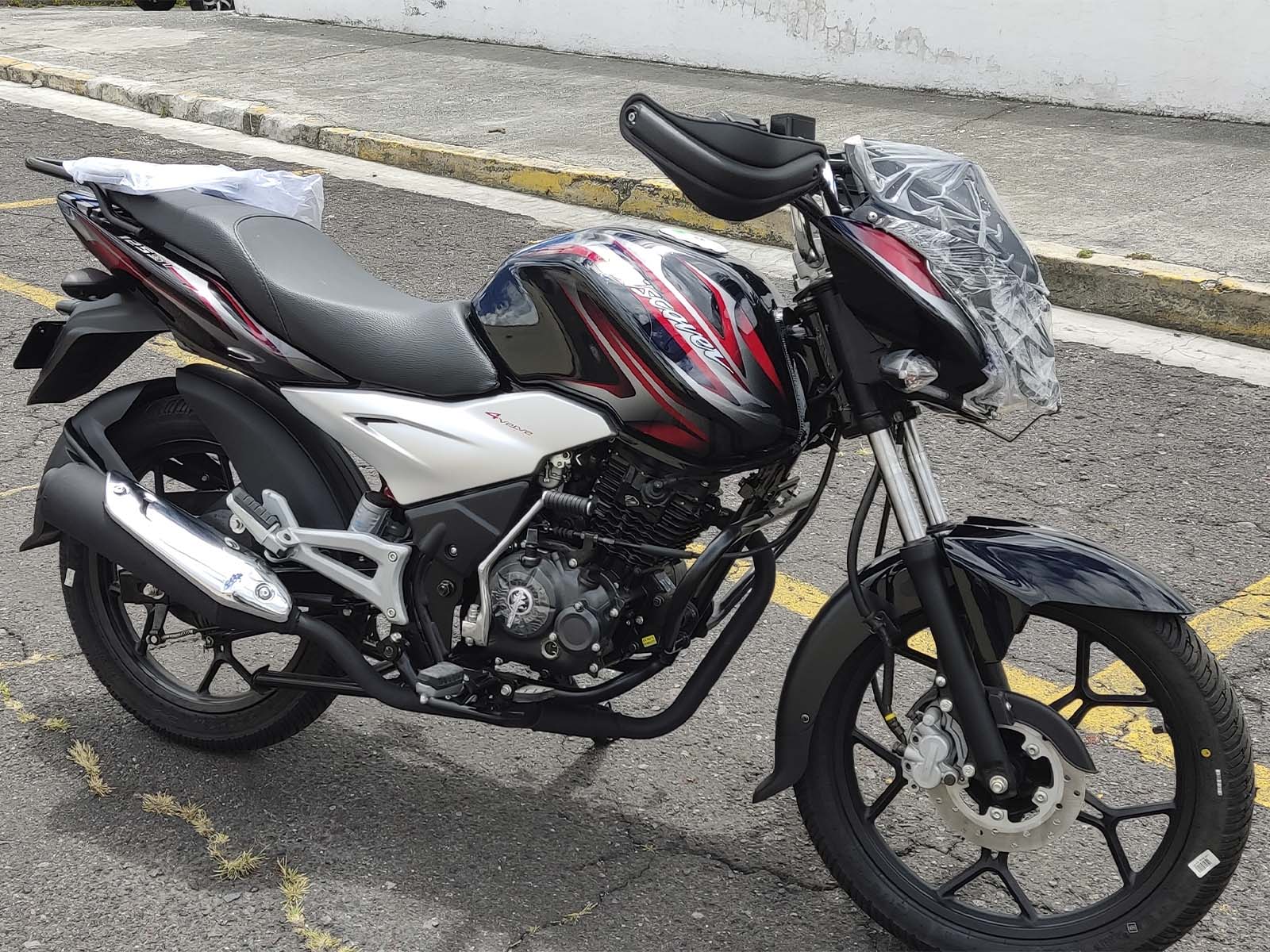 imagen de moto Motos Bajaj Discover St 125